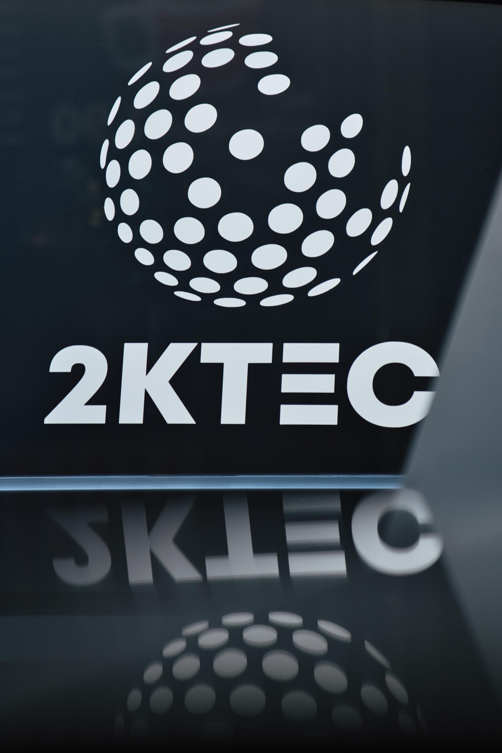 2KTEC Logo